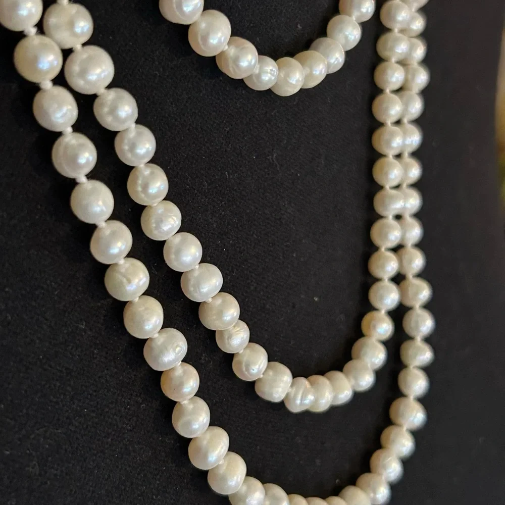 N/A ensemble necklace styling
